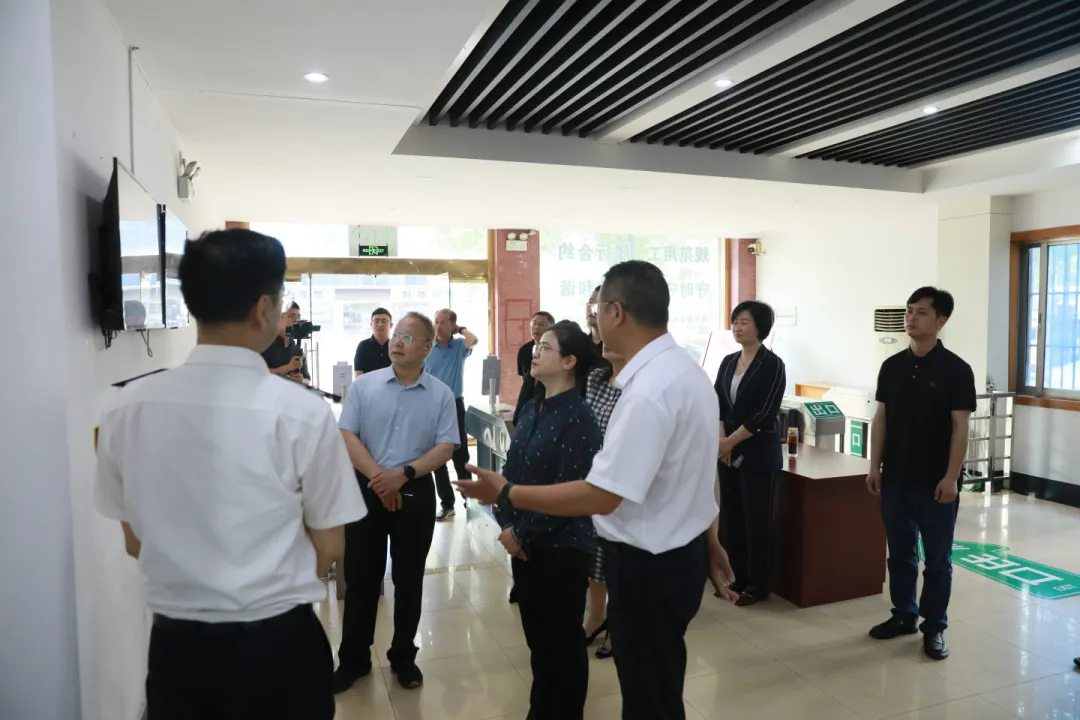 民建宜兴市基层委员会与市人社局开展对口联系活动 江苏民建